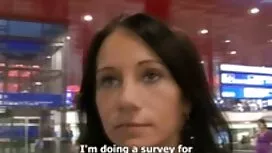 Ít Nhật loan luan gi ...