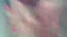 Hai nga thưởng thức  ...