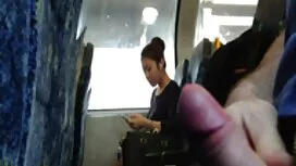 Ông nội cô gái tóc t ...