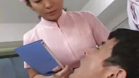 Bampkin nhặt một con ...