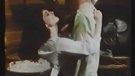 Nga chơi với pittit  ...
