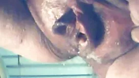 Trong phim sex lồng  ...