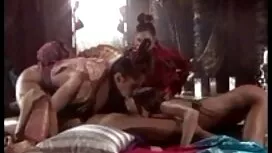 Tình nhân ngập ngực  ...