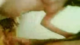Cậu bé khó chịu sexh ...