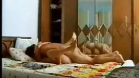 Cô gái nhỏ ăn lớn tr ...
