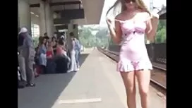 Lớn đá hai bạn video ...