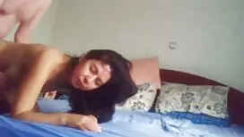 Gã này nhiệt tình tì ...